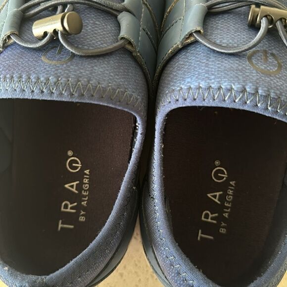 TRAQ by ALEGRIA Cynch Indigo Textile Comfortable Walking Shoes Men’s Size 41 - Picture 9 of 12